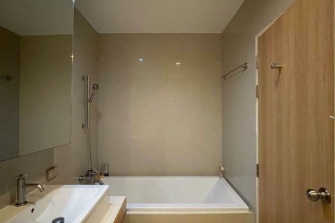 Condominio de 2 dormitorios en Chatuchak, Bangkok, Tailandia № 47739 - foto 12