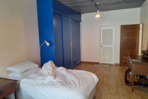 Condo à Sathon, Bangkok, Thaïlande, 1 chambre № 47737 - photo 12