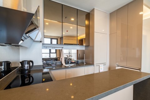 Condo à Watthana, Bangkok, Thaïlande, 2 chambres № 158961 - photo 9