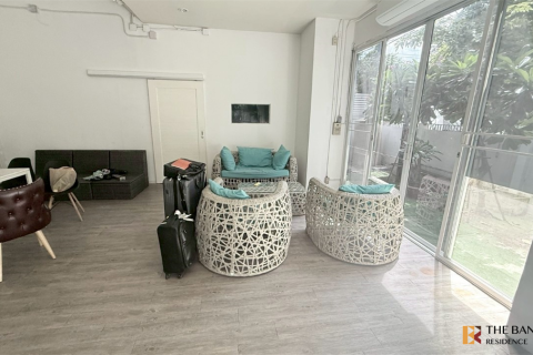 House in Bangkok, Thailand 3 bedrooms № 189411