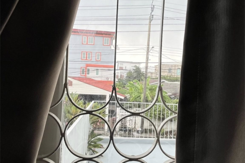 House in Bangkok, Thailand 5 bedrooms № 189415