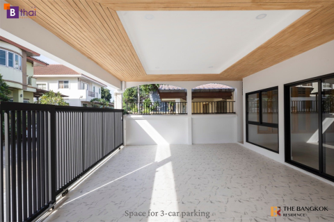Casa de 3 dormitorios en Bangkok, Tailandia № 189410 - foto 2