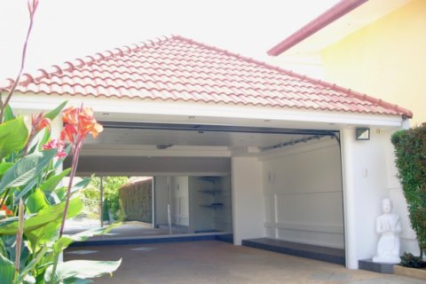 Villa à Pattaya, Thaïlande 4 chambres № 203280