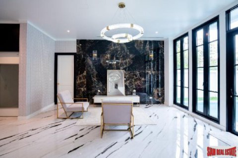 Casa de 4 dormitorios en Bangkok, Tailandia № 203277 - foto 5