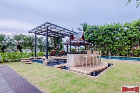 Chalet de 6 dormitorios en Ko Kaeo, Tailandia № 203322 - foto 4