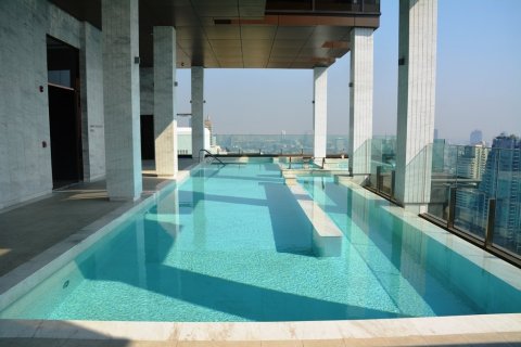Condo in Bangkok, Thailand, 2 bedrooms  № 66013 - photo 13