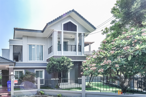 Casa de 4 dormitorios en Bangkok, Tailandia № 189311 - foto 4