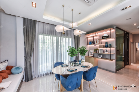 House in Bangkok, Thailand 4 bedrooms № 189315