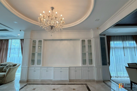 Casa de 5 dormitorios en Bangkok, Tailandia № 189309 - foto 9