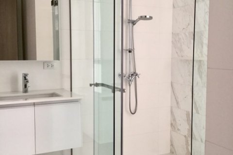 Condominio de 2 dormitorios en Bangkok, Tailandia № 66050 - foto 10