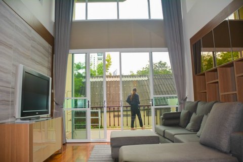 Condominio de 3 dormitorios en Bangkok, Tailandia № 66047 - foto 2