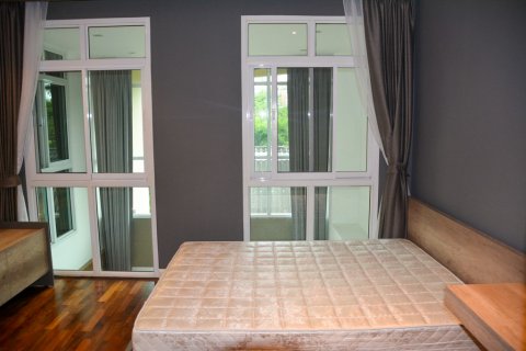 Condominio de 3 dormitorios en Bangkok, Tailandia № 66047 - foto 13