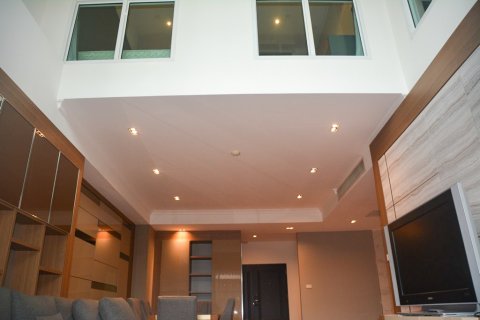 Condominio de 3 dormitorios en Bangkok, Tailandia № 66047 - foto 3