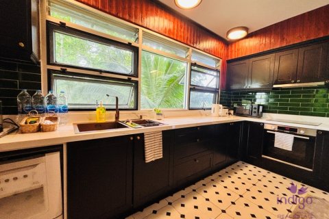 Casa de 6 dormitorios en Hang Dong, Tailandia № 209946 - foto 14