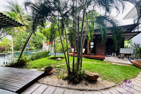 Casa de 6 dormitorios en Hang Dong, Tailandia № 209946