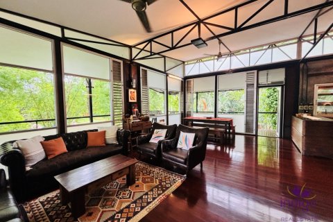 Casa de 6 dormitorios en Hang Dong, Tailandia № 209946 - foto 19