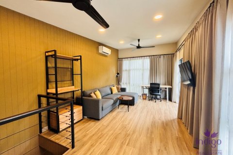 Casa de 6 dormitorios en Hang Dong, Tailandia № 209946 - foto 4