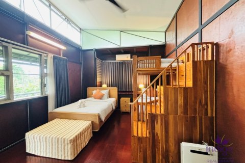 Casa de 6 dormitorios en Hang Dong, Tailandia № 209946 - foto 15