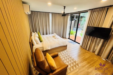 Casa de 6 dormitorios en Hang Dong, Tailandia № 209946 - foto 6