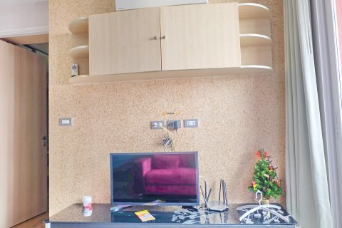 Estudio en el condominio en Jomtien Beach, Pattaya, Tailandia № 209944 - foto 12