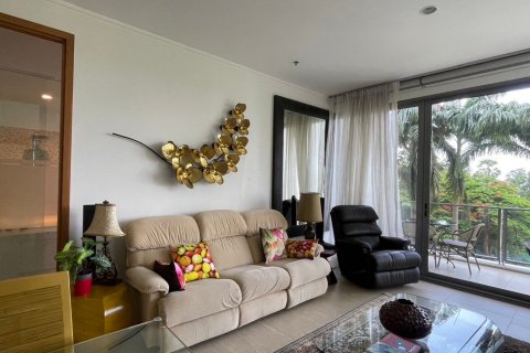 Condominio de 3 dormitorios en Pattaya, Tailandia № 67859 - foto 2