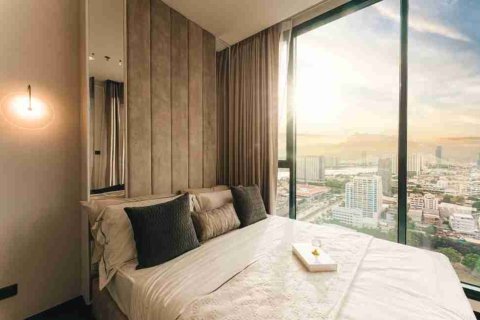 Condominio de 1 dormitorio en Thonburi, Bangkok, Tailandia № 184007 - foto 11