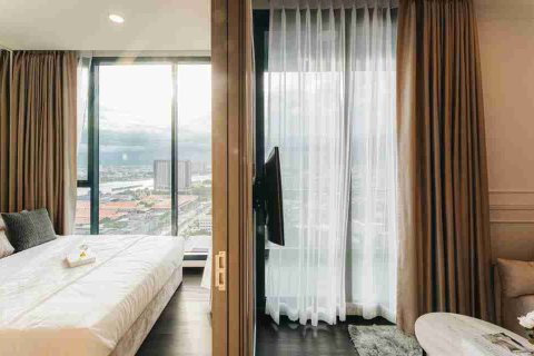 Condominio de 1 dormitorio en Thonburi, Bangkok, Tailandia № 184007 - foto 13
