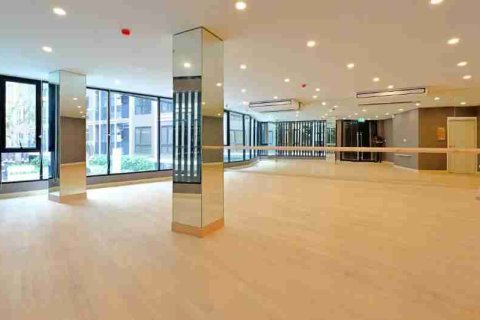 Condominio de 1 dormitorio en Thonburi, Bangkok, Tailandia № 184011 - foto 5