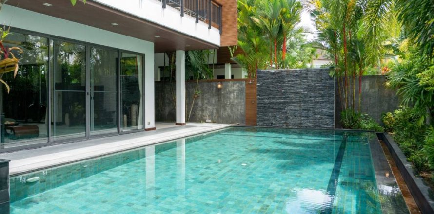 Villa à Phuket, Thaïlande 5 chambres № 155298
