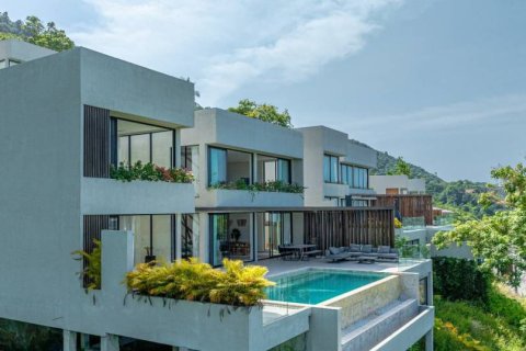 Chalet de 3 dormitorios en Surat Thani, Tailandia № 156365 - foto 3