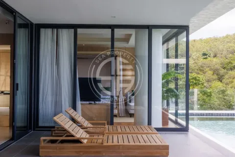 Chalet de 4 dormitorios en Kamala, Tailandia № 190506 - foto 8