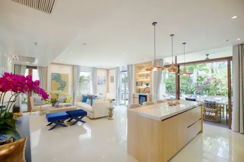 Chalet de 5 dormitorios en Ko Kaeo, Tailandia № 190505 - foto 2