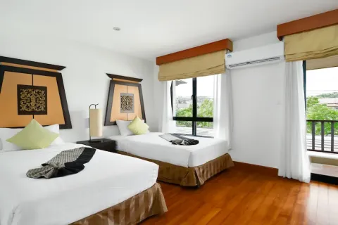 Chalet de 3 dormitorios en Phuket, Tailandia № 190501 - foto 7
