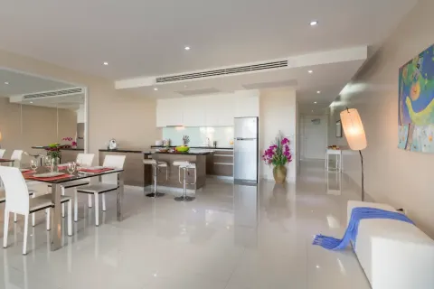 Villa in Phuket, Thailand 7 Schlafzimmer № 190503 - Foto 13