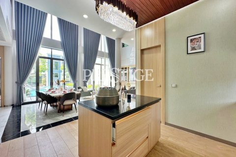บ้านในพัทยา, ประเทศไทย 6 ห้องนอน № 198458 - รูปถ่าย 13