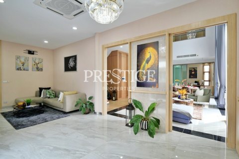 บ้านในพัทยา, ประเทศไทย 6 ห้องนอน № 198458 - รูปถ่าย 4