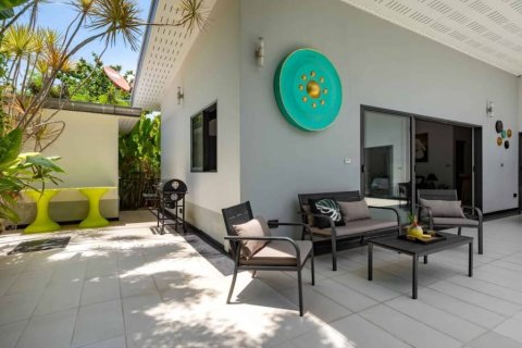 Chalet de 4 dormitorios en Surat Thani, Tailandia № 157434 - foto 7