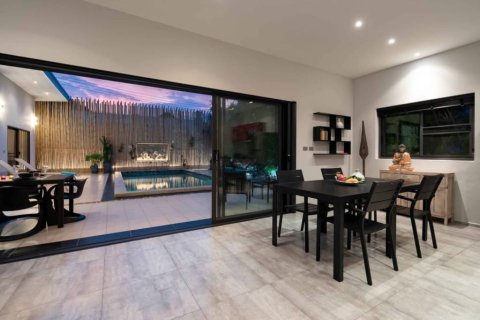 Chalet de 4 dormitorios en Surat Thani, Tailandia № 157434 - foto 9