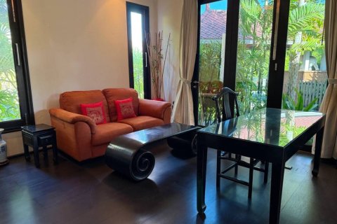 Chalet de 5 dormitorios en Hua Hin, Tailandia № 157431 - foto 8