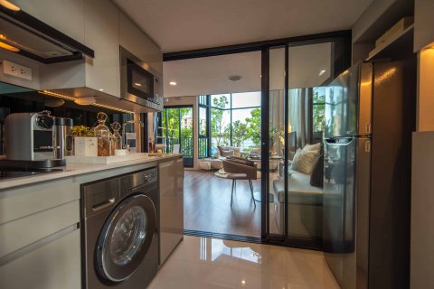 Condominio de 1 dormitorio en Bangkok, Tailandia № 166903 - foto 10
