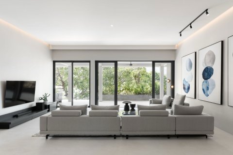 Chalet de 5 dormitorios en Bang Tao, Tailandia № 74452 - foto 24