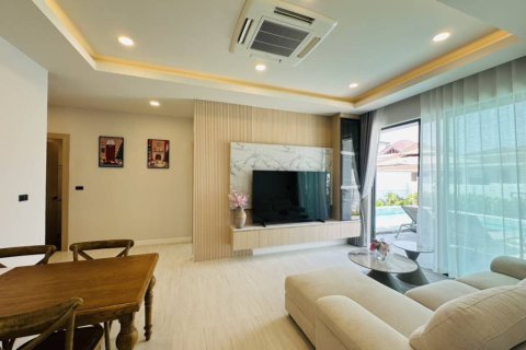 Chalet de 3 dormitorios en Pran Buri, Tailandia № 172695 - foto 7