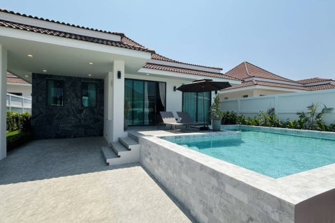 Villa in Pran Buri, Thailand 3 Schlafzimmer № 172695