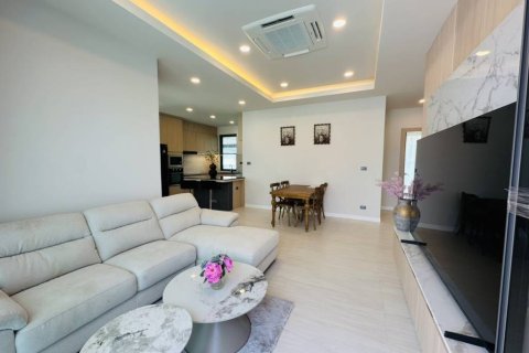 Chalet de 3 dormitorios en Pran Buri, Tailandia № 172695 - foto 4