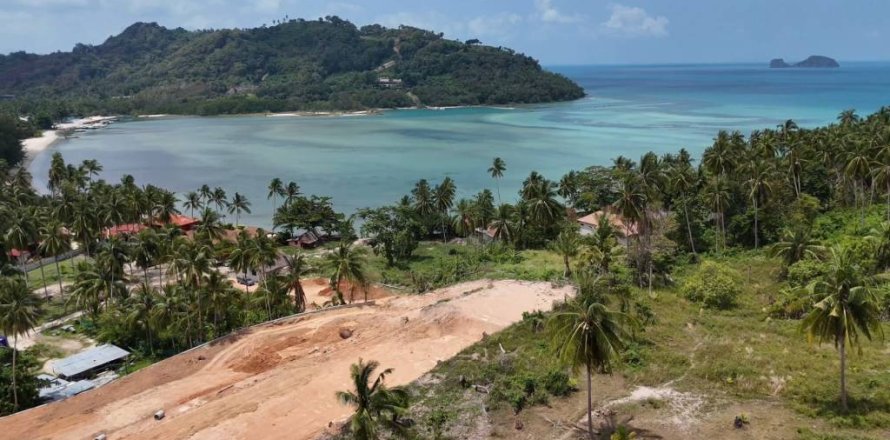Terreno en Surat Thani, Tailandia № 172693