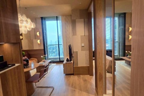 Condominio de 1 dormitorio en Khlong Toei, Bangkok, Tailandia № 172690 - foto 4