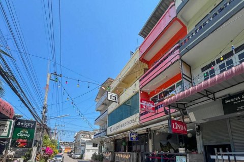 Adosado de 4 dormitorios en Hua Hin, Tailandia № 172689 - foto 2