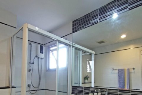 Condominio de 1 dormitorio en Pattaya, Tailandia № 204368 - foto 2