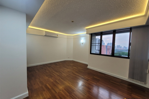 Apartamento de 3 dormitorios en Bangkok, Tailandia № 210210 - foto 4