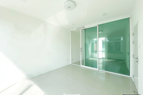 Reihenhaus in Bangkok, Thailand 5 Schlafzimmer № 189569 - Foto 7